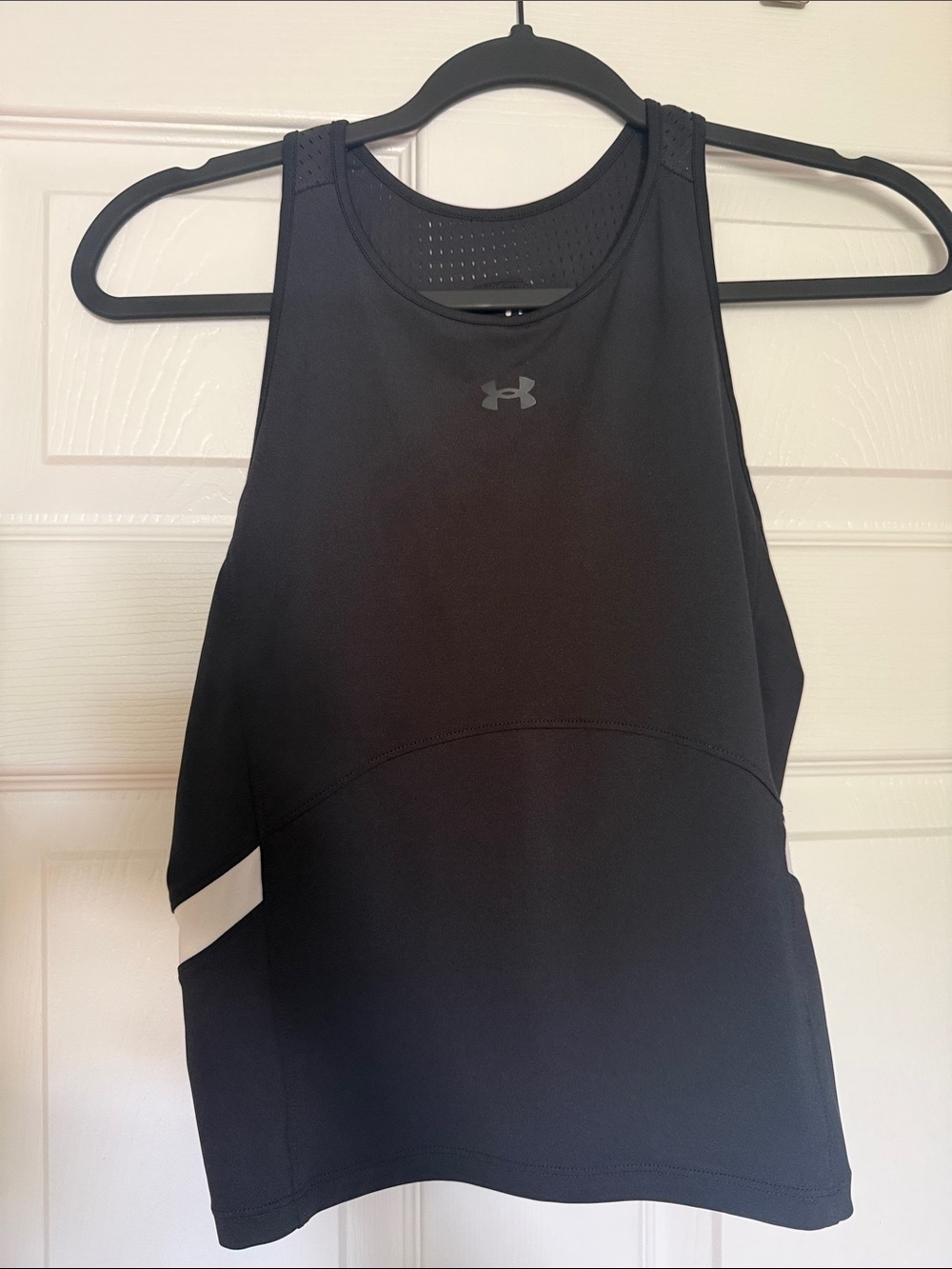 Under Armour Black Women’s Athletic Tank with White Accent